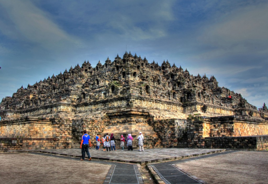 บุโรพุทโธ (Borobudur) ประเทศอินโดนีเซีย