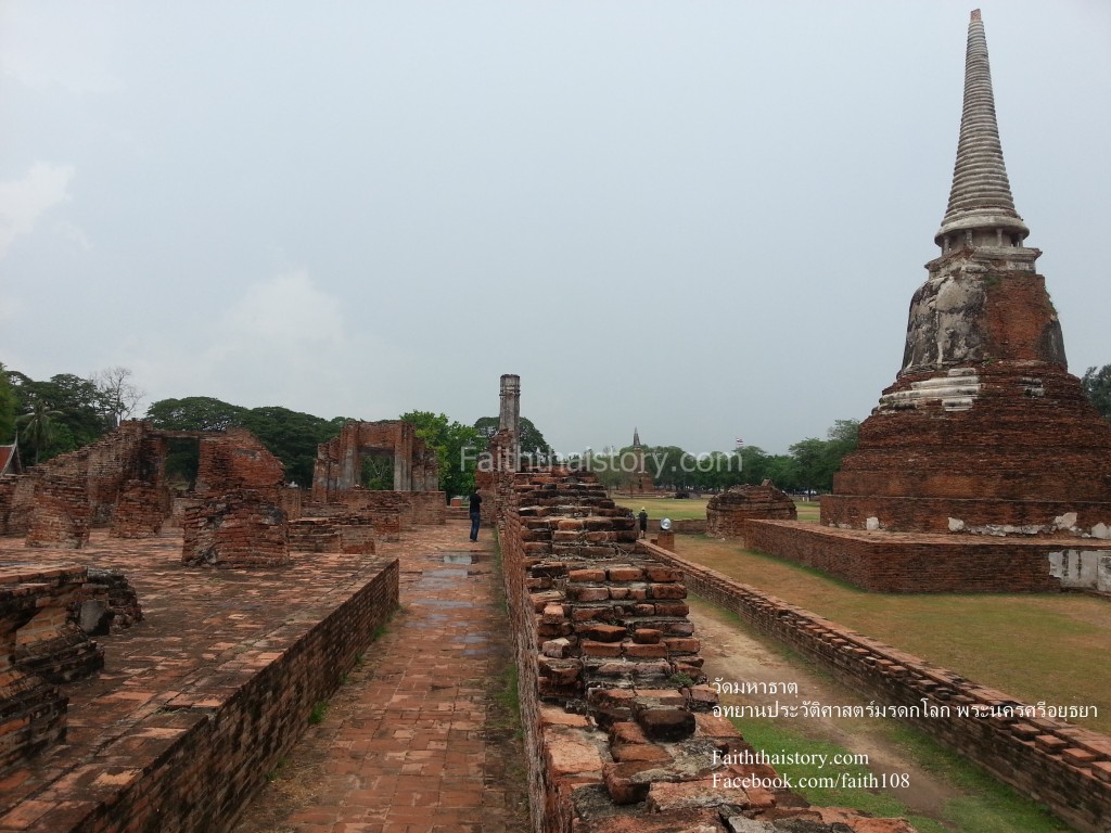 พระอุโบสถ วัดมหาธาตุ