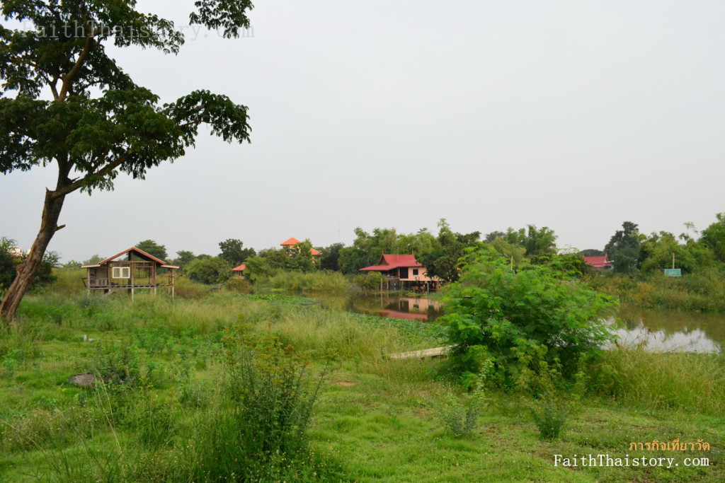 คลองข้าวเม่า บริเวณพระบรมธาตุเนรมิตนวทิศรังสีเจดีย์ศรีอโยธยา