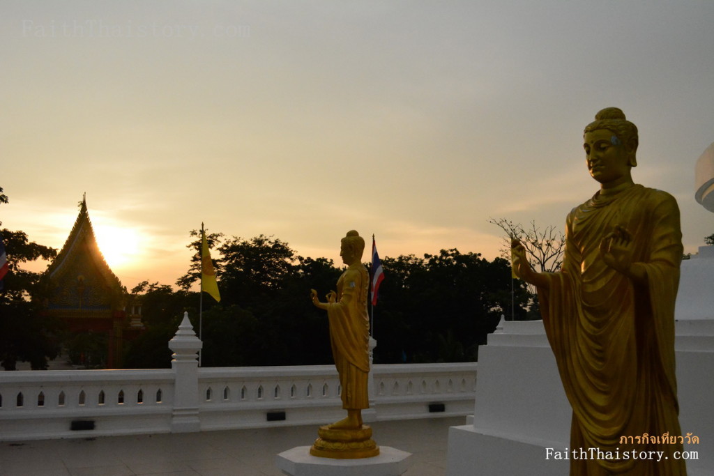 ด้านบนพระบรมธาตุ