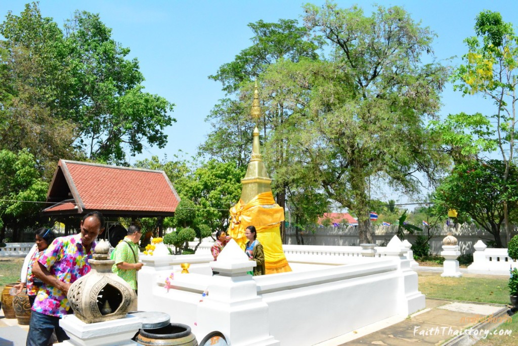 พระธาตุองค์เล็กที่เชื่อว่าบรรจุพระอรหันตธาตุทั้ง 9 องค์