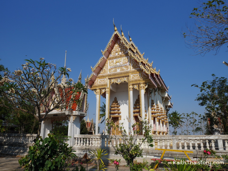 พระอุโบสถวัดเขาสาริกา